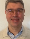 Portrait_souriant_3_serr_